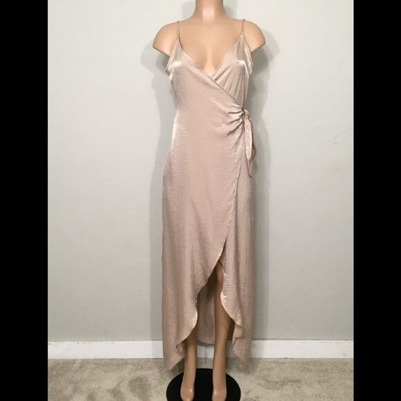 DONNA MIZANI blush wrap dress. NWOT - Picture 5 of 11